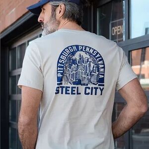 Steel City Graphic T-Shirt Cream Gray Navy Blue Vintage Pittsburgh City Arch XS